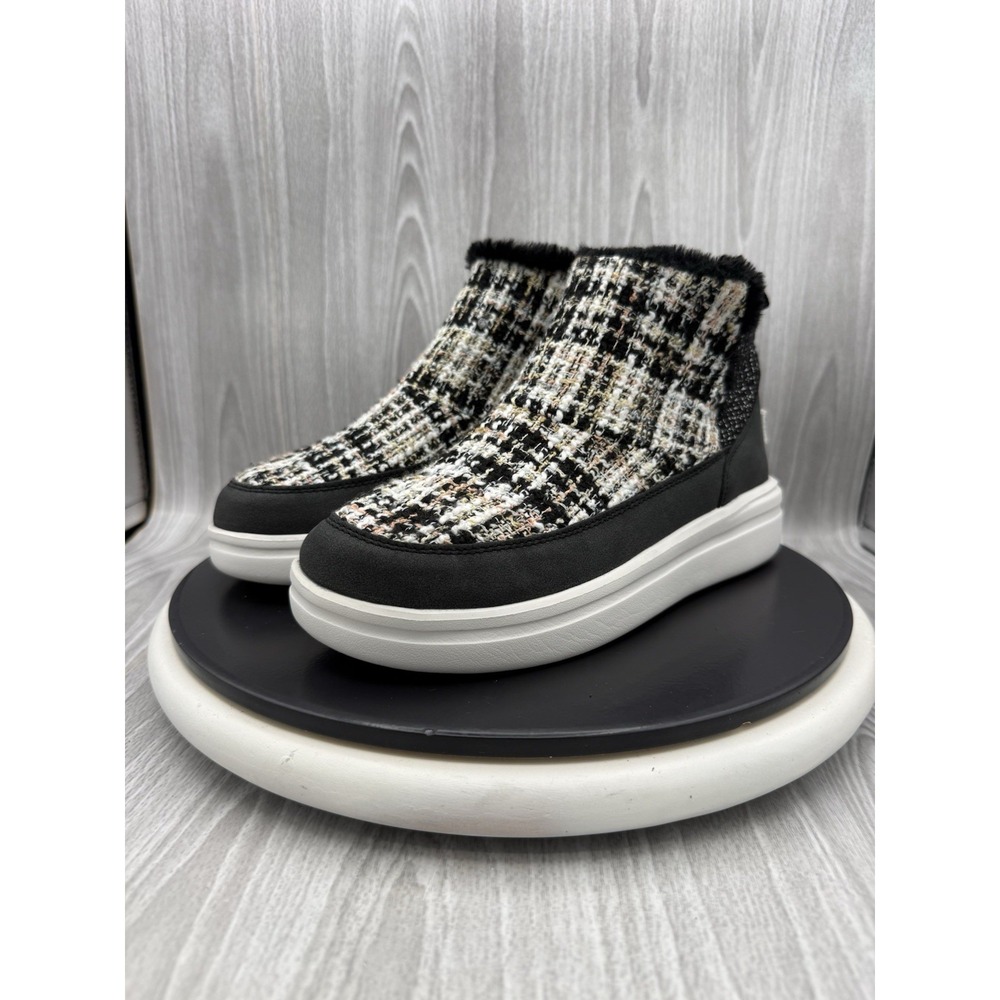 Hey Dude Mel Boucle Womens Size 9 Black White Tweed Fur Lined Ankle Boots Bootie